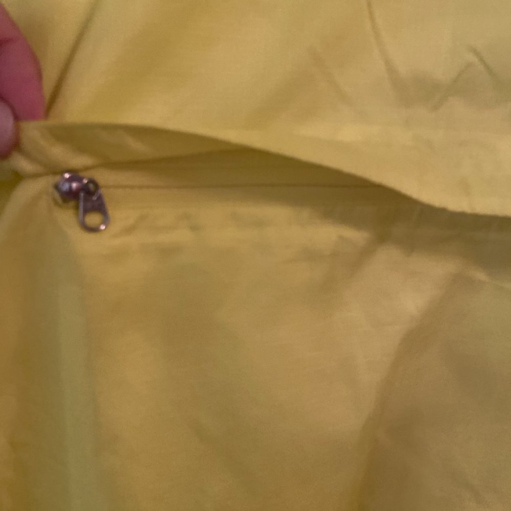Yellow Reebok Windbreaker - Picture 7 of 7